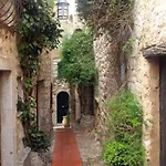 La Du Village D'eze