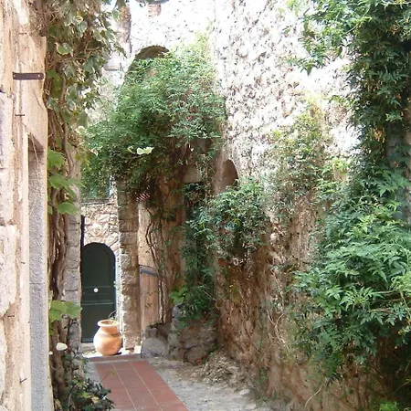 Bed and breakfast La Du Village D'eze
