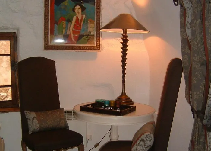 Bed & Breakfast La Du Village D'eze 4*