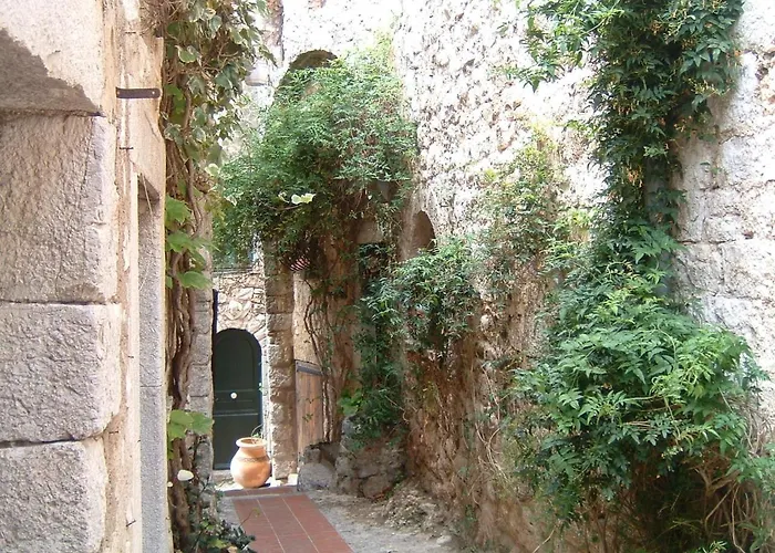 Bed & Breakfast La Du Village D'eze