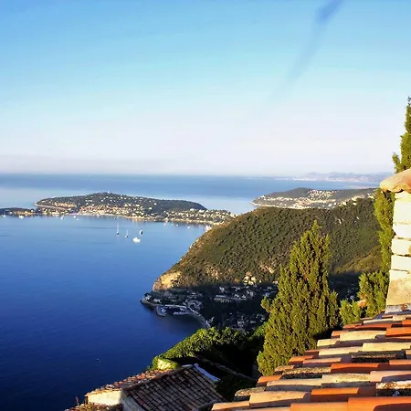 La Du Village D'eze Bed & Breakfast